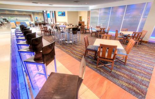 Holiday Inn Tampa Westshore Airport lounge