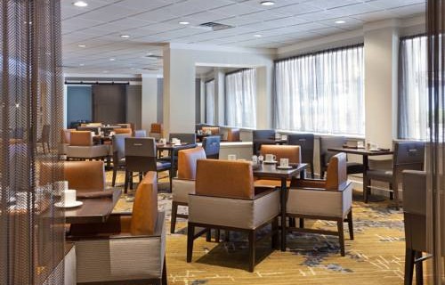 Tampa Airport Marriott dining